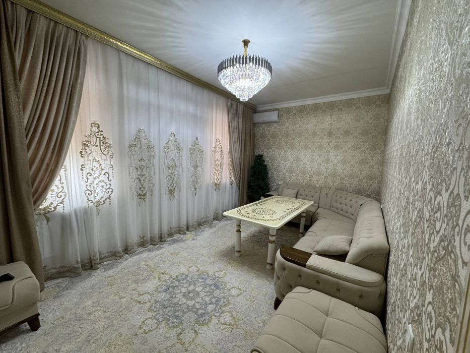 Kvartira sotiladi 90 kv kogon