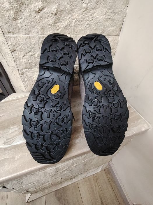 Lowa Vantage GTX 44 Goretex Vibram drumeții trekking hiking