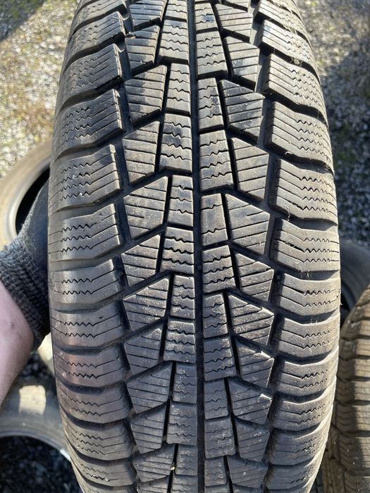 Зимни гуми  185 65 15 Дот 2017  2018 Gislavet