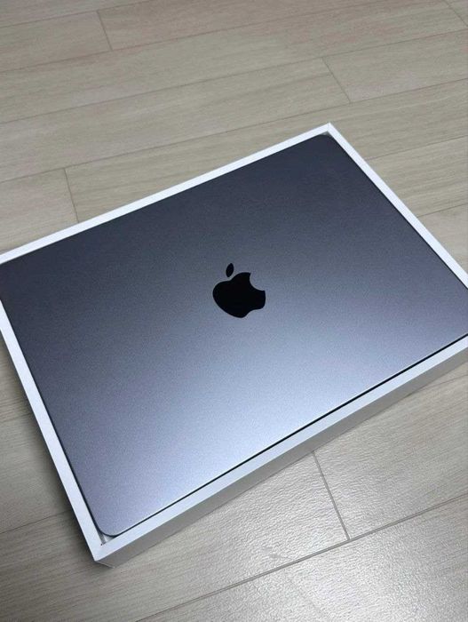Macbook air m2 8/256