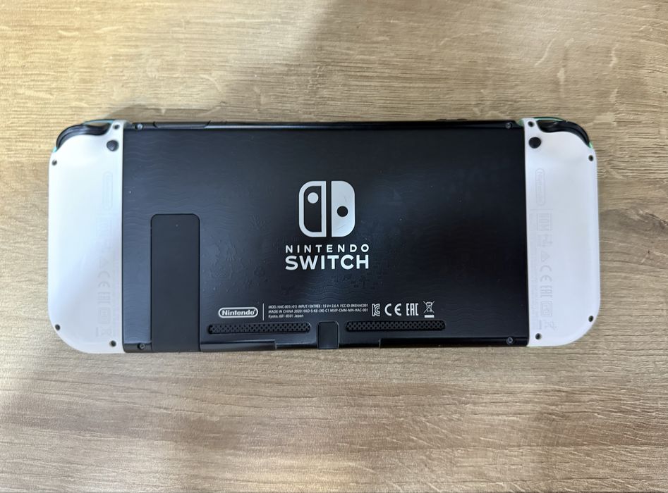 Продаю nintendo switch с играми
