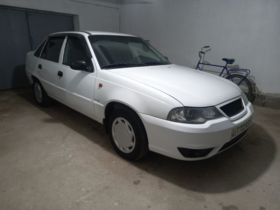 Срочна Нексия 2 сотилади 1.6л