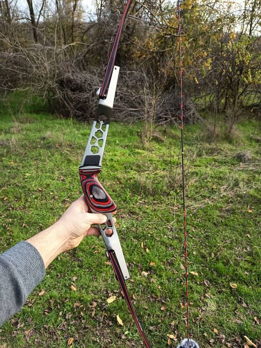 Arc cu săgeți ILF Adam Archery 62", 45 lbs