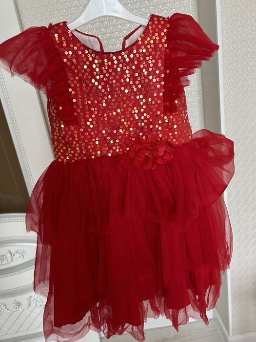 продаю детское платье