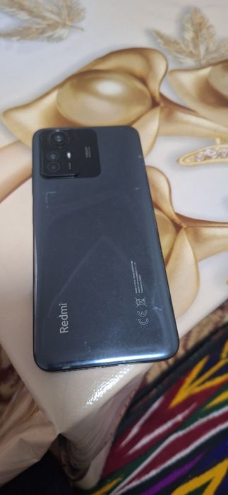 redmi 12S 8/256 holati yaxshi