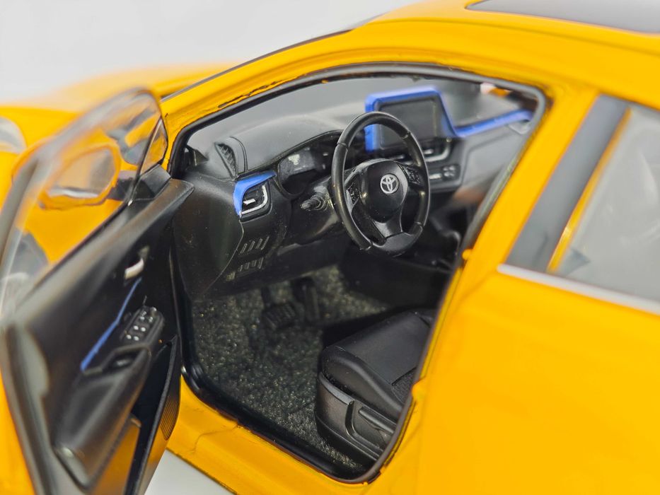 Machetă Toyota C-HR - scara 1:18