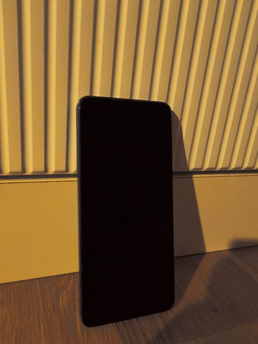 Oppo a78. 8\256гб черный цвет. можно обмен айфона. Б/у. обмен.