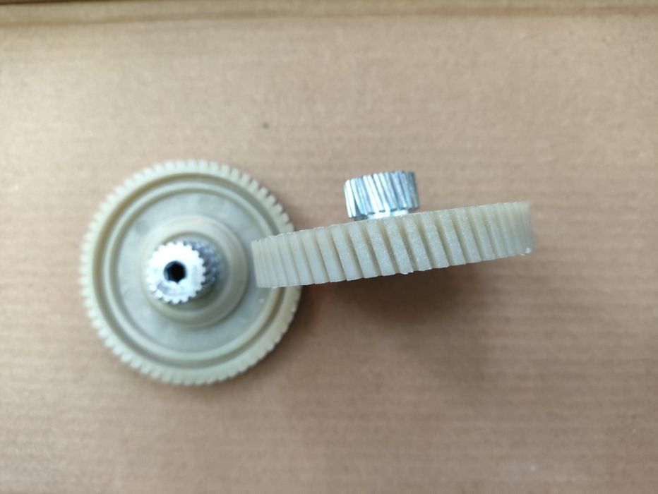 Шестерня панорамной крыши