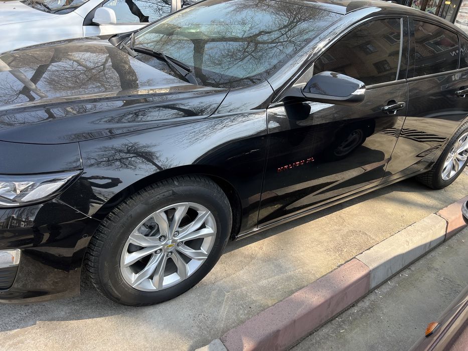 Малибу. X. L.  2023 йил. 52000 пробэг. Краска  тоза.