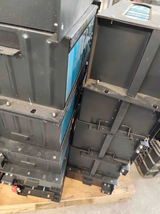 baterie stocare solara LiFePo4 8 celule 24v 100ah, 2.56kwh factura