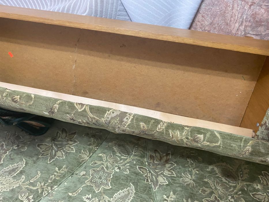 Продам куханный диванный уголок