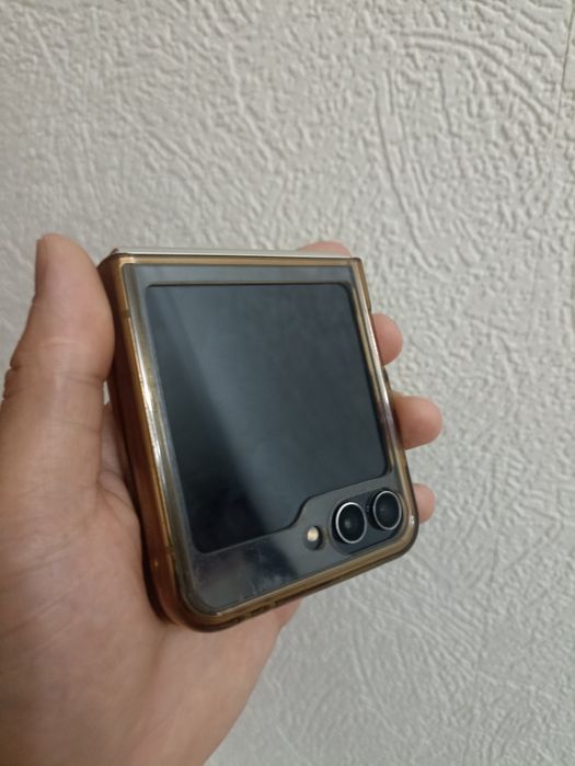 Samsung Z flip 5