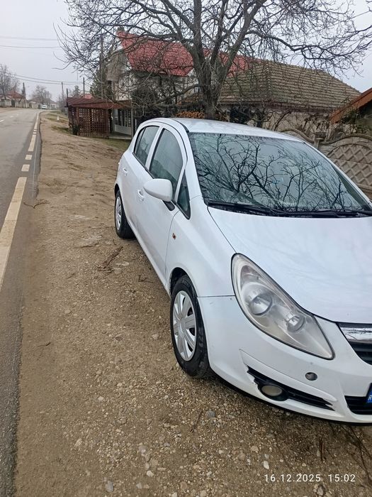 Vând Opel Corsa D