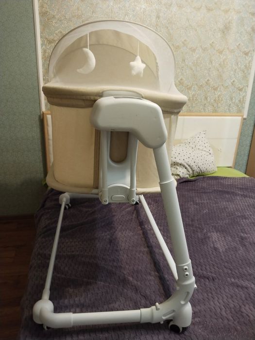 Срочно продам детскую кроватку