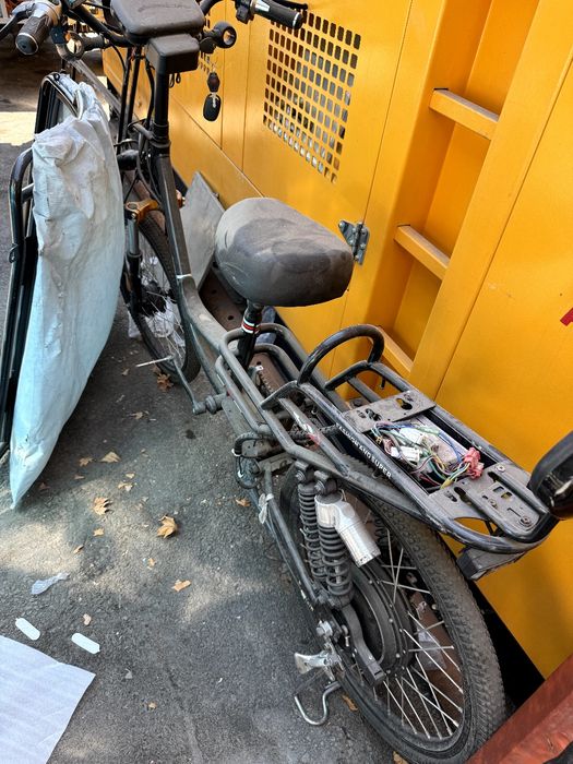 Elektron velik motori Armada motor