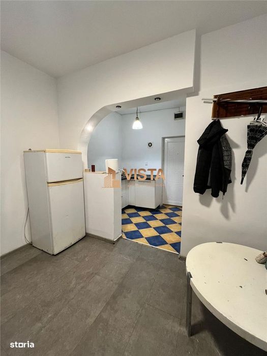 Garsoniera, zona Tractorul