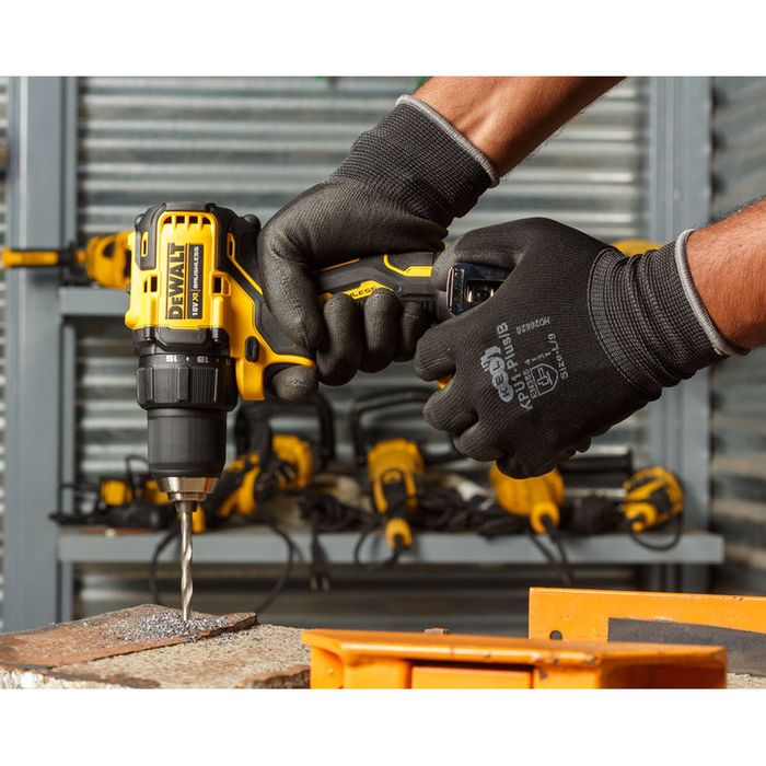 Акумулаторен Безчетков Винтоверт DeWALT DCD708N 18V XR 65Nm
