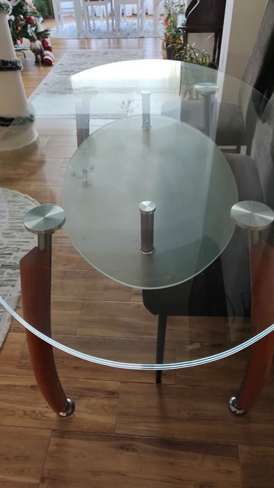 Masa bucatarie de sticla pentru 6 persoane