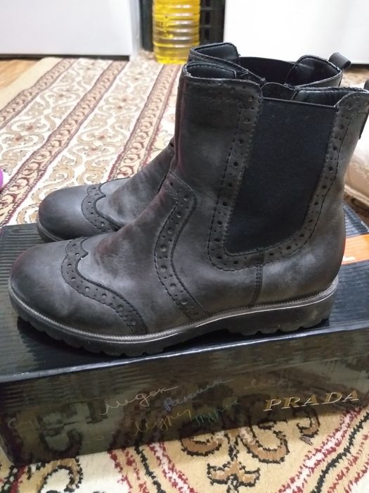 Продам ботинки  на мальчика