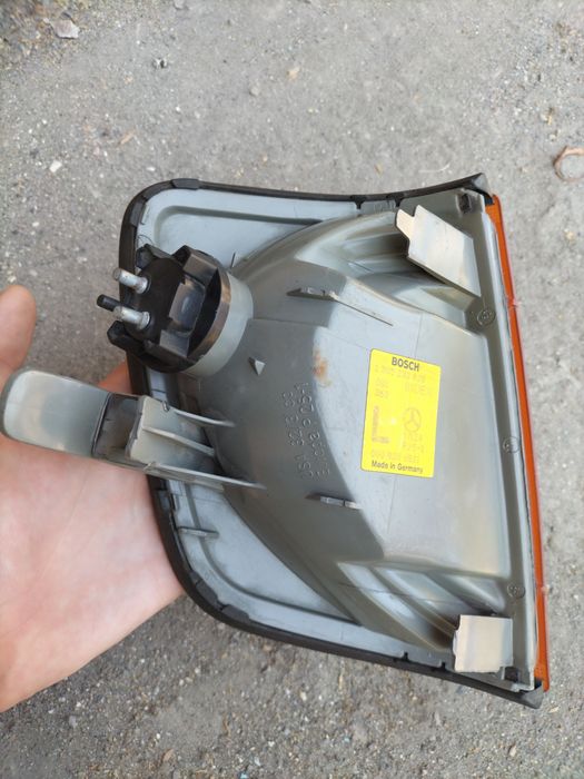Mercedes w124 поворотник bosch