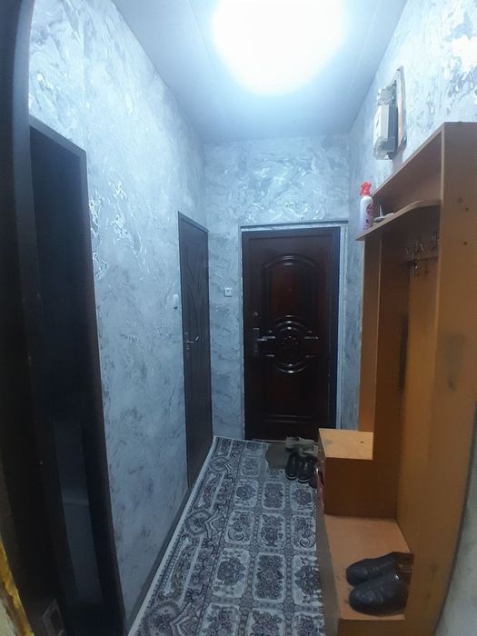 Квартира 12кв. 2 в 3/1 /4 Перекрёсток Фархадский базар.