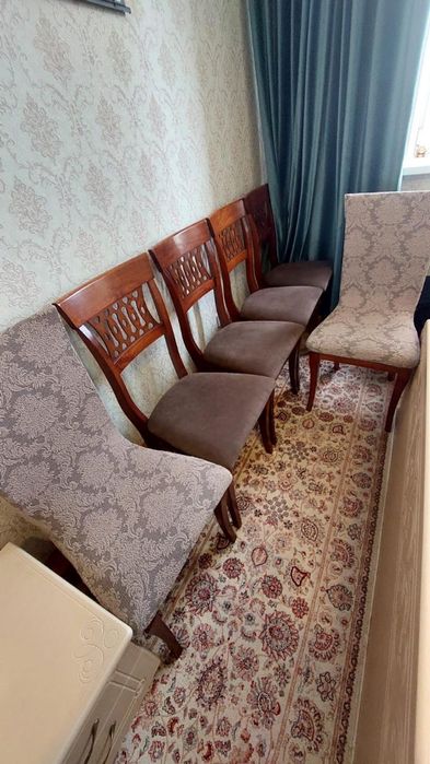 Стол деревянный со стульчиками