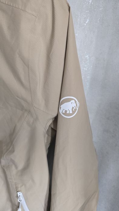 Mammut туристическо яке