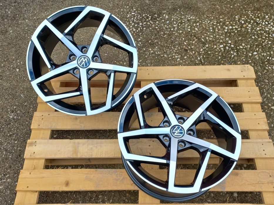 18.Vw Golf GTD GTi Passat Tiguan Seat Škoda 8j et50 Чисто Нови.