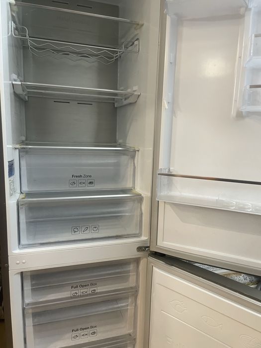 Продам холодильник