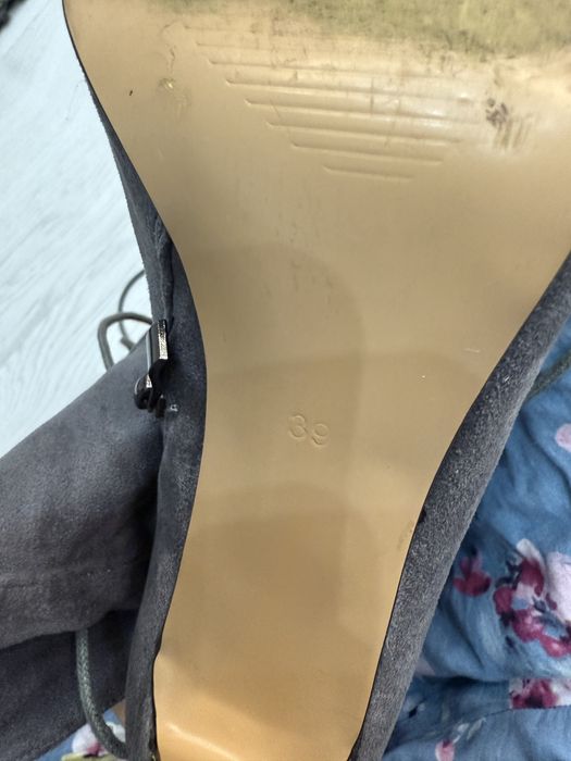 Сапоги, босоножки.