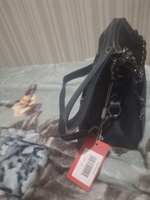 Продам  кожаную  сумку