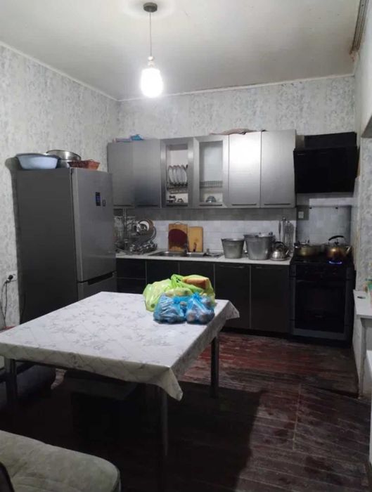 Ховли 10 сотик сотилади битонкани олдида халкабота