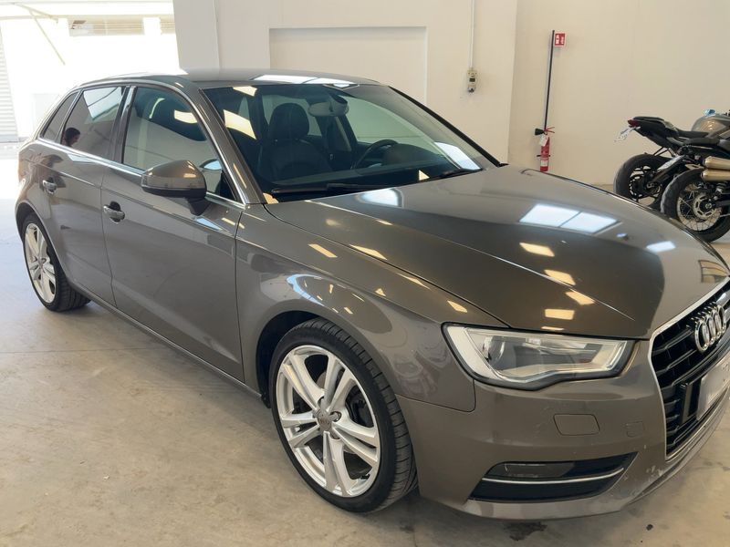Audi A3 Sportback 1.6 TDI Ambiente 2015