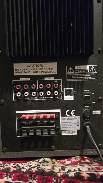 Продам колонки genius