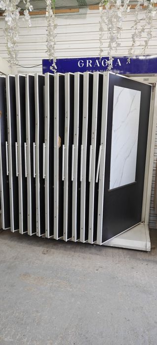 Сдам в аренду стенды