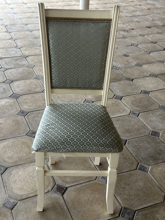 Стол стуляларымен