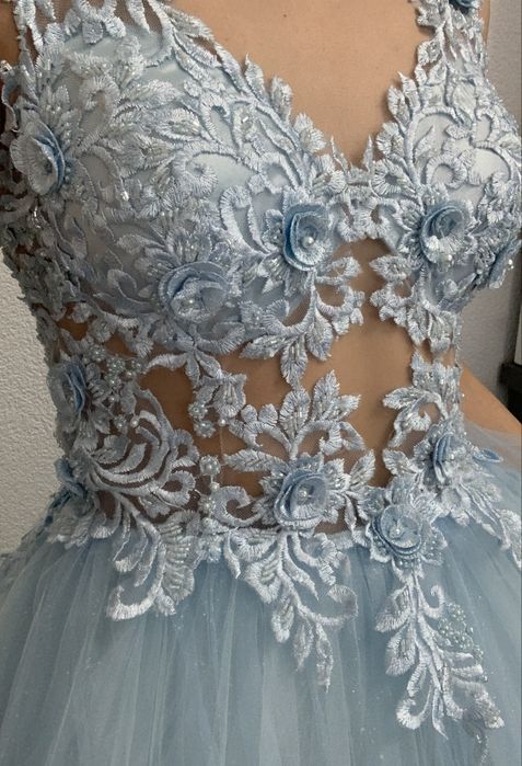 Дизайнерска бална рокля