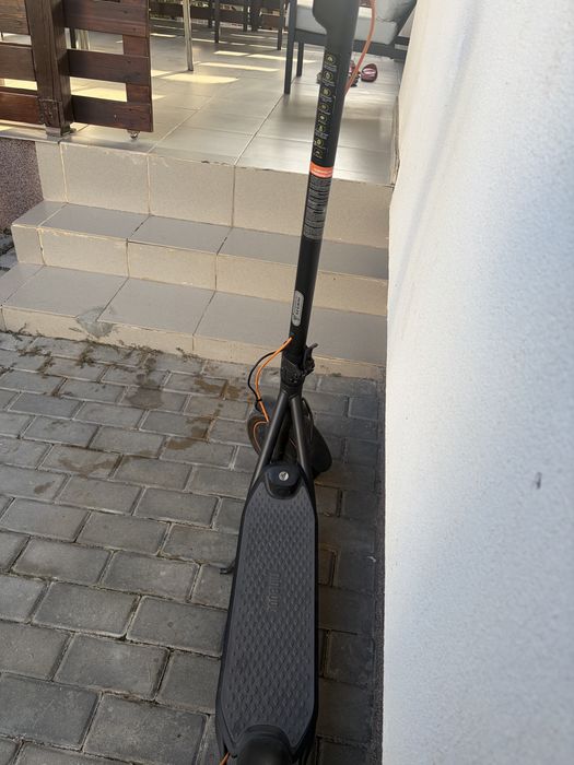 Tritineta Ninebot F40E, in stare foarte buna