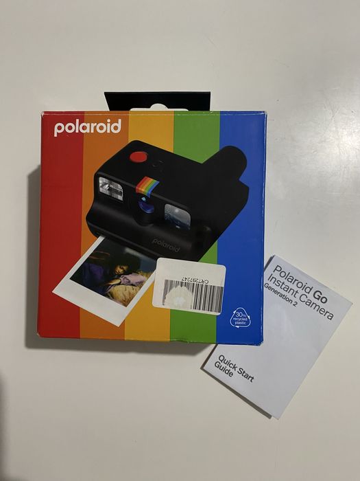 Cameră instant Polaroid Go + cutie + cablu USB