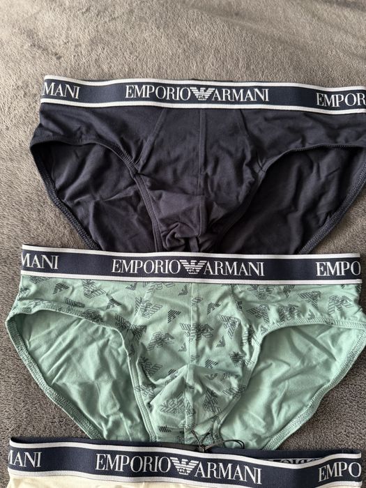 Emporio Armani set 3 chiloti alb-bleumarin-verde marimea M noi