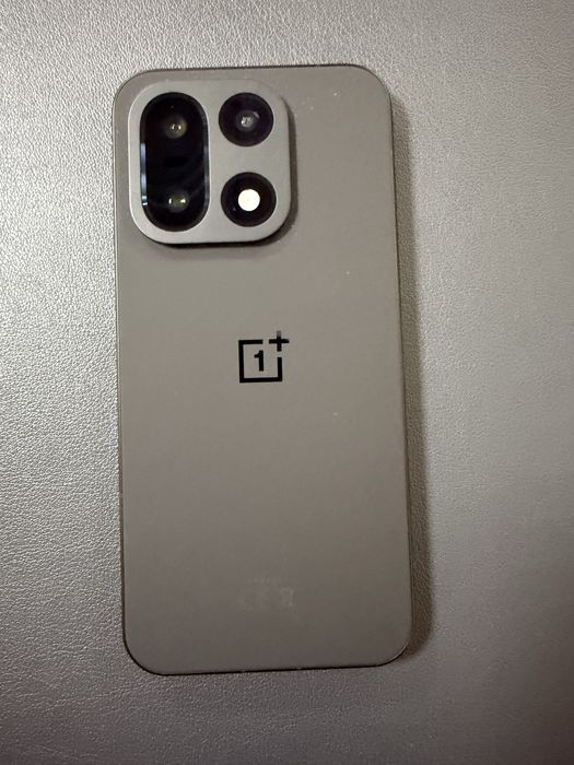 Oneplus 15 16/512gb черный