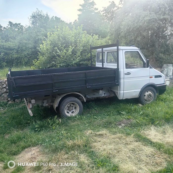 Продавам самосвал Ивеко 35 12 91 година