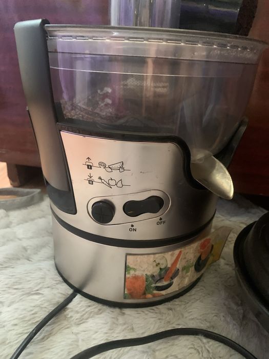 Продам соковыжемалку