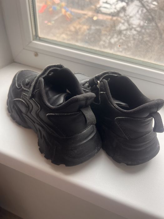 Обувь кеды адидас (30 размер)