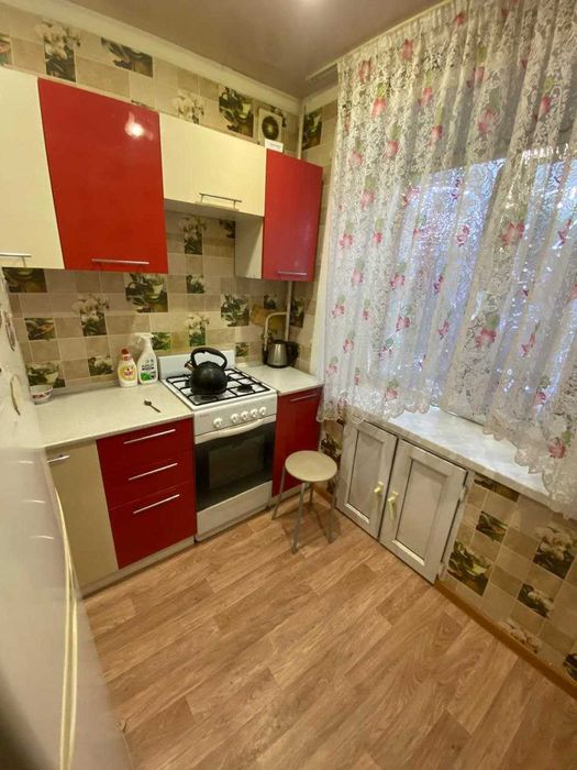 Малосемейка, 21.1м², 1/5 этаж
р-н ЖД больница, ул. Урицкого, д. 23