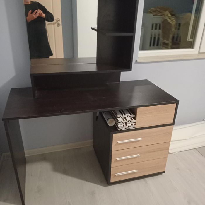 Нощно шкафче за спалня или хол