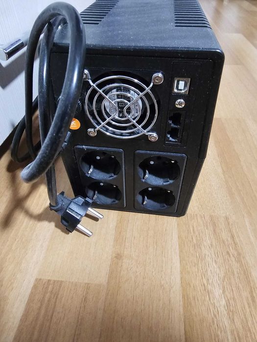 UPS nJoy Horus Plus 1500, 1500VA/900W Fara acumulatori si defect