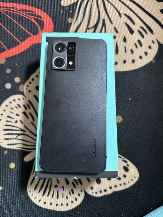 Срочно продам Oppo Reno7 128/8gb