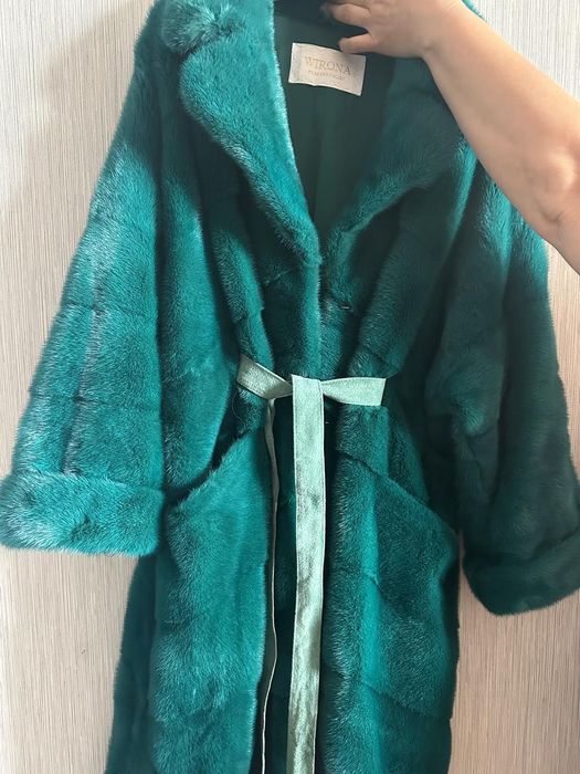 Продам шубу норковую