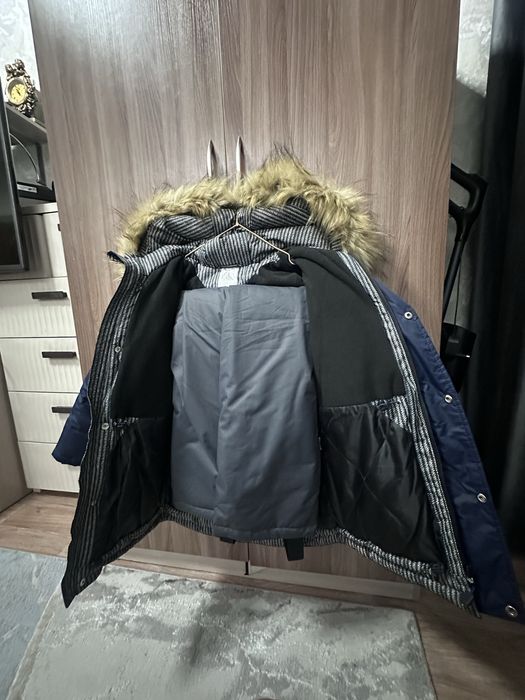 Продам комплект верхней одежды.